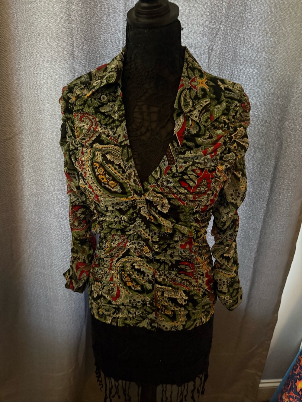 Alice + Olivia Green Paisley Ruched Blazer with Red Accents